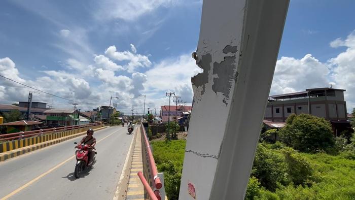 Cerita Saksi Jembatan Malinau Tersenggol Alat Berat, Terdengar Suara Keras