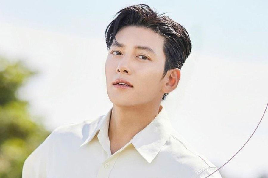 Banjir Job, Ji Chang Wook Resmi Gabung Agensi Baru Spring Company yang Didirikan dengan sang Manajer