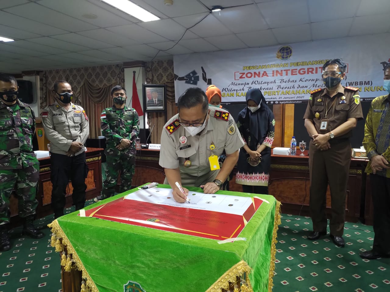 kepala-bpn-kabupaten-nunukan-agoes-prijanto-2-091120.jpg