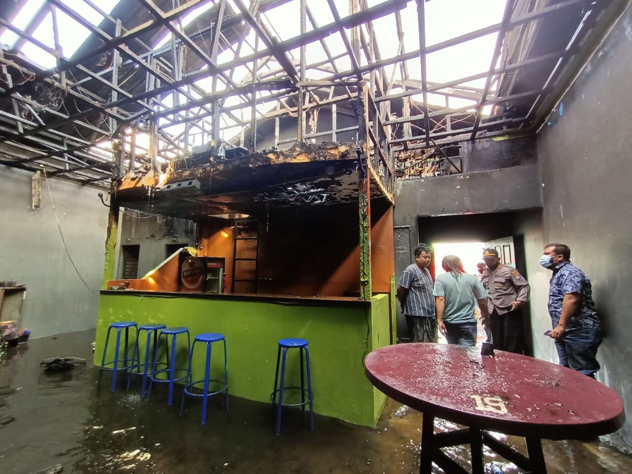 kondisi-atap-plafon-kebakaran-di-tarakan-09062021.jpg