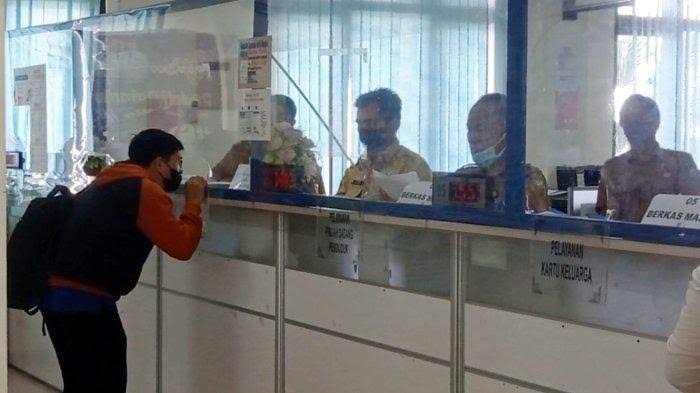 layanan-administrasi-di-sejumlah-opd-pelayanan-publik-kabupaten-malinau-egr.jpg