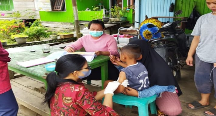 pelaksanaan-imunisasi-campak-rubela-melalui-bulan-imunisasi-anak-asr.jpg