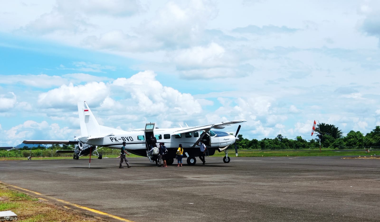 pesawat-perintis-di-bandara-malinau-23072022.jpg