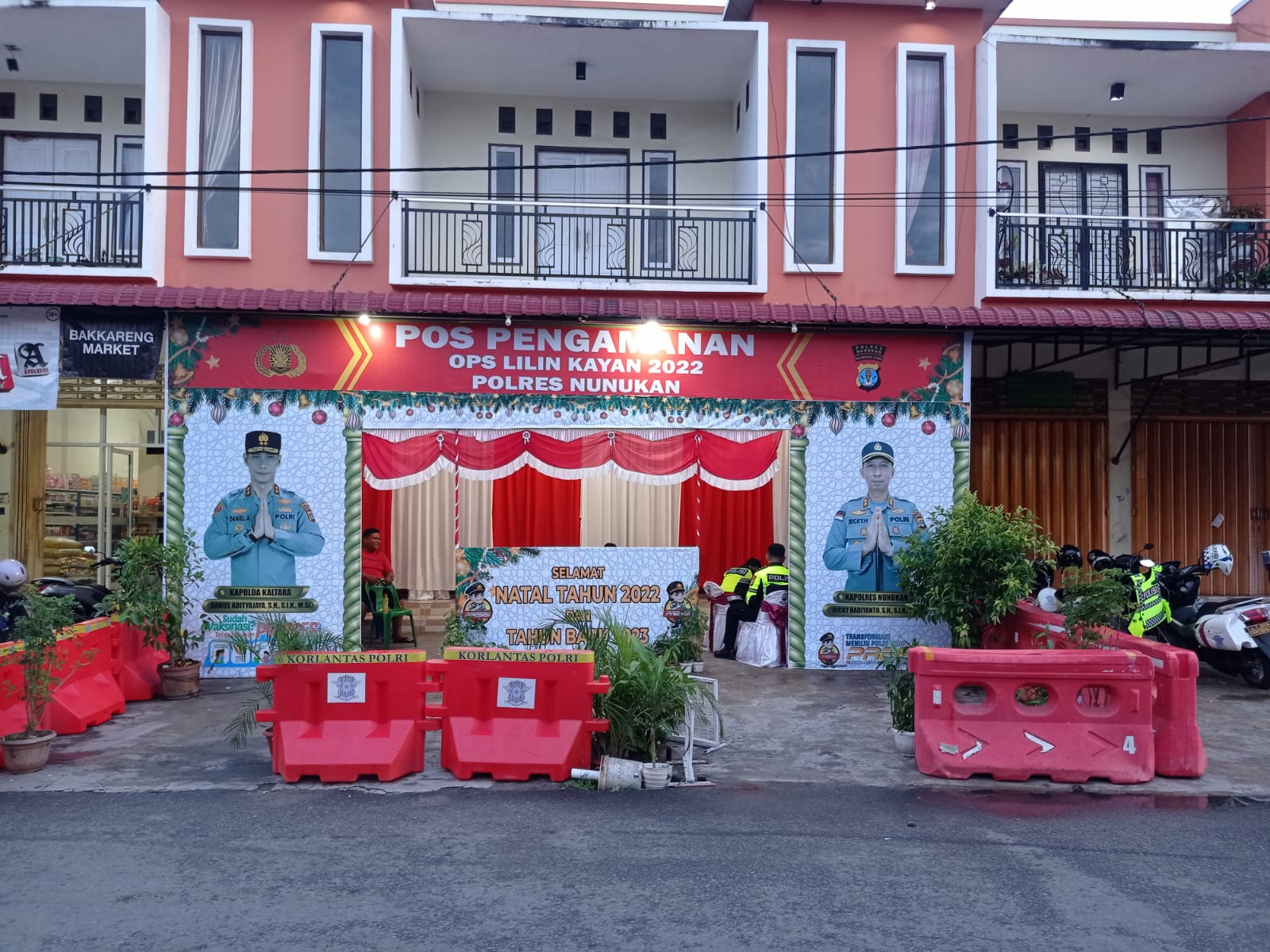pos-pelayanan-jelang-nataru-yang-dibentuk-polres-nunukan-stj.jpg
