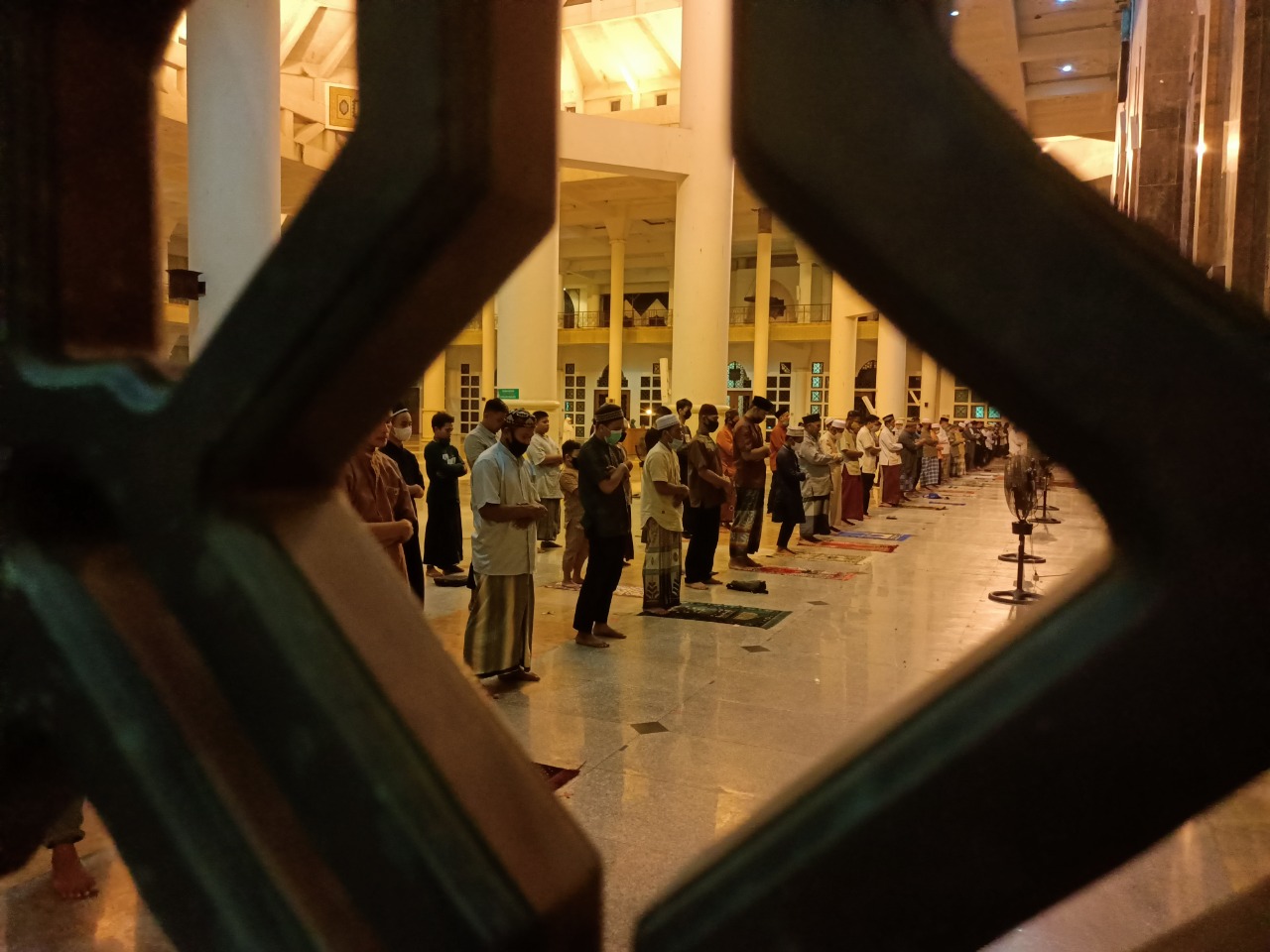 salat-tarawih-02-25032022.jpg