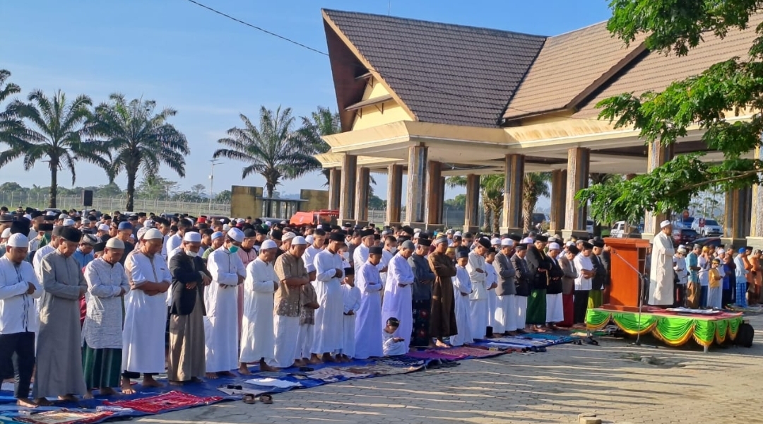 shalat-idul-fitri-di-tanjung-selor.jpg