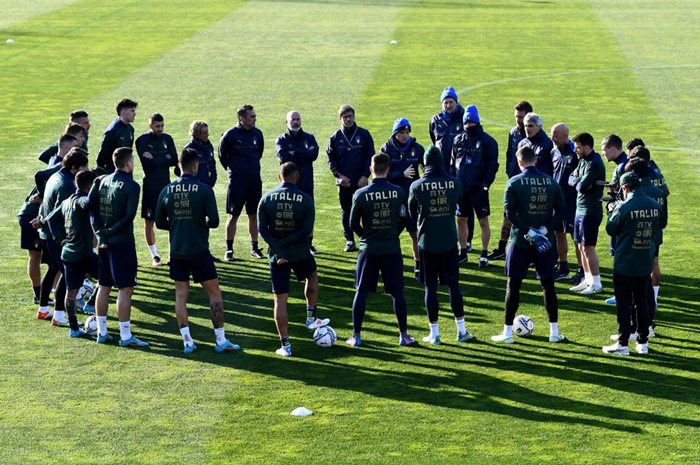 skuat-timnas-italia-di-sela-latihan-jelang-playoff-kualifikasi-piala-dunia-2022-2302022.jpg