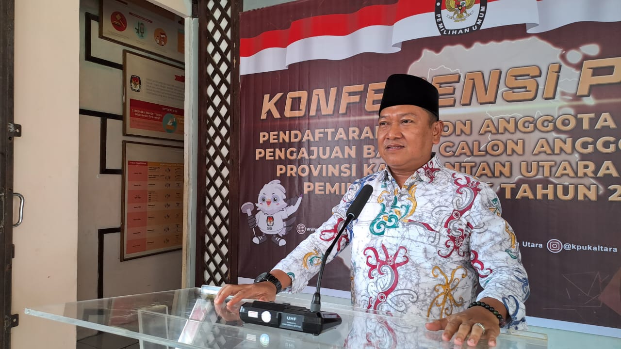 suryanata-al-islami-ketua-kpu-provinsi-kaltara-dtjf.jpg