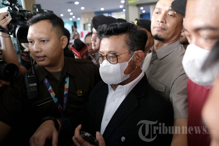 syahrul-yasin-limpo-diperiksa-kpk.jpg