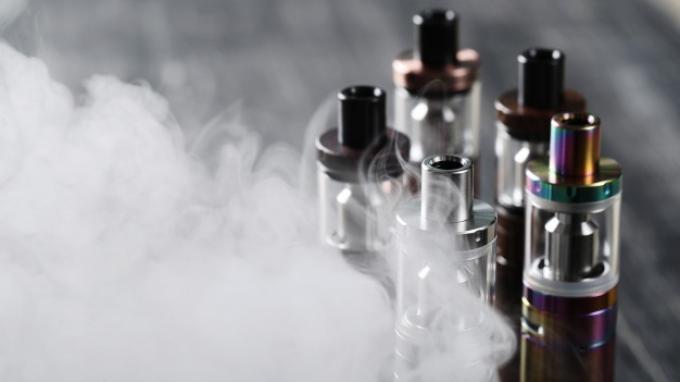 WHO Larang Penggunaan Vape dengan Perasa, Pemerintah Segera Terbitkan Aturan, Bahayakan Anak-anak!