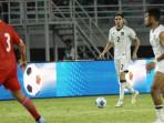 Bek-Timnas-Indonesia-Kevin-Diks-kedua-kiri.jpg