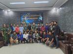 Foto-bersama-Danrem-092-Maharajalila-Brigjen-TNI-Eri-Estefanus-dengan-awak-media.jpg