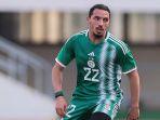 Gelandang-AC-Milan-asal-Aljazair-Ismael-Bennacer.jpg