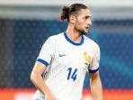 Gelandang-Prancis-Adrien-Rabiot-070724.jpg