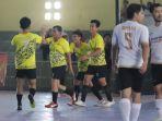 Gubernur-Kaltara-main-futsal-di-Pornas-Korpri-190723_1.jpg