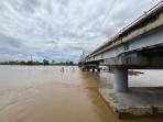 Jembatan-nasional-menghubungkan-Malinau-thgb.jpg