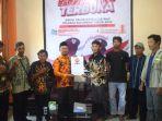 Ketua-dan-pengurus-FIKAT-Bulungan-mengambil-formulir-penjaringan-calon-bupati-Bulungan-dthd.jpg