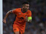 Lautaro-Martinez-jersey-oranye-210923.jpg