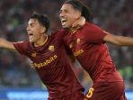 Paulo-Dybala-dan-Chris-Smalling-AS-Roma-220822.jpg