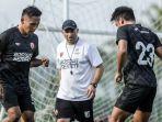 Pelatih-PSM-Makassar-Bernardo-Tavares-31052022.jpg