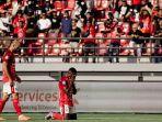 Pemain-Bali-United-Privat-Mbarga-saat-selebrasi-gol-ke-gawang-PSM.jpg