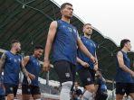 Pemain-Borneo-FC-saat-menjalani-latihan-tjydj.jpg