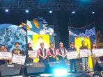 Penyerahan-hadiah-kepada-juara-di-Gelaran-Benuanta-Fest-2K24-x-Musik-Alam-dth.jpg