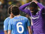 Penyerang-Fiorentina-Jonathan-Ikone-gagal-penalti-190124.jpg