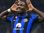 Penyerang-Inter-Milan-Marcus-Thuram-selebrasi-gol-301023.jpg