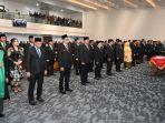 Prosesi-pengambilan-sumpah-janji-anggota-DPRD-Kaltara-tdjgdc.jpg
