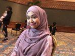 Ria-Ricis-dekat-dengan-Evan-DC-Music.jpg