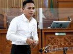 Richard-Eliezer-di-sidang-pidana-140223.jpg