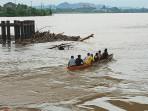 Lagi Kecelakaan Speedboat, Limbah Kayu Kerap Ganggu Pelayaran Malinau Kaltara di Sungai Sesayap