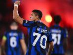 Selebrasi-Alexis-Sanchez-di-Liga-Champions-301123.jpg