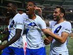 Selebrasi-Marcus-Thuram-dan-Denzel-Dumfries-Inter-Milan-211023.jpg