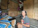 Sriyani-60-yang-tinggal-sebatang-kara-di-sebuah-rumah-sewa-dh.jpg