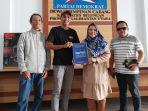 Tim-Mabar-Surya-Saat-Mengantarkan-Formulir-Pendaftaran-Suryanata-Al-Islami-shdj.jpg