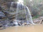 Wisata-Air-Terjun-di-Sungai-Sebakut-01-06092024.jpg