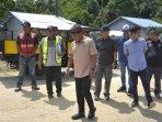 Zainal-A-Paliwang-MHum-meninjau-progress-pembangunan-jalan-di-Mamolo-dan-Binusan.jpg