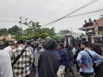 aksi-bentrok-polisi-dan-mahasiswa.jpg