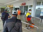 aktivitas-penumpang-di-bandara-juwata-tarakan-22042022.jpg