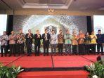 bk-award2.jpg