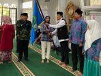 bupati-nunukan-asmin-laura-melepaskan-sebanyak-114-calon-jemaah-haji-dtht.jpg
