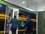 direskrimsus-polda-kaltara-masuk-ke-pintu-belakang-gedung-ksop-kelas-iii-tarakan.jpg