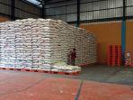ilustrasi-stok-beras-di-gudang-bulog-tanjung-selor-bulungan-kaltara.jpg