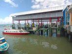 kegiatan-penumpang-di-pelabuhan-tengkayu-satu-kota-tarakan-yjktil.jpg