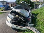kondisi-kendaraan-mobil-kijang-innova-yang-ringsek-parah-akibat-dtj.jpg