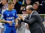lucas-digne-dan-rafael-benitez-030122.jpg