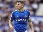 lucas-digne-everton-281221.jpg