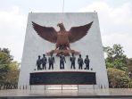 monumen-pancasila-sakti-lubang-buaya-g30spki-011021.jpg
